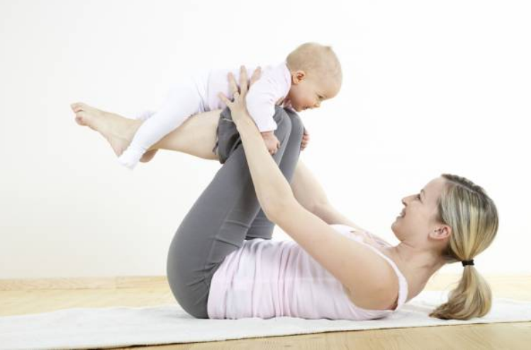 Olahraga untuk bayi usia 0-12 bulan