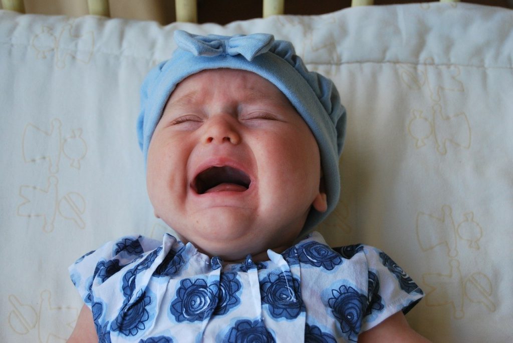 Bayi rewel karena perut kembung