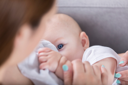 Perut kembung pada bayi